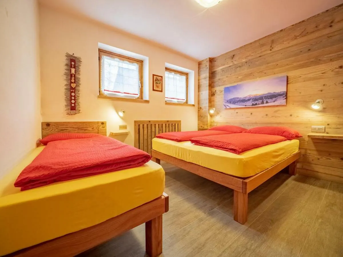 Leveron Apartments Livigno 0*,