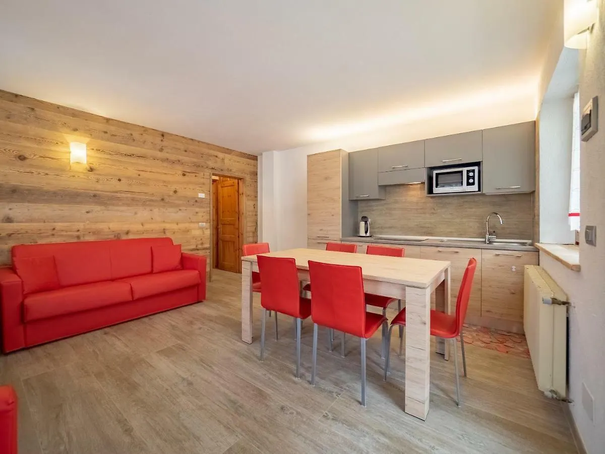 Leveron Apartments Livigno Italy